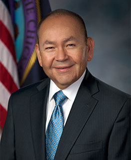 Governor Anoatubby
